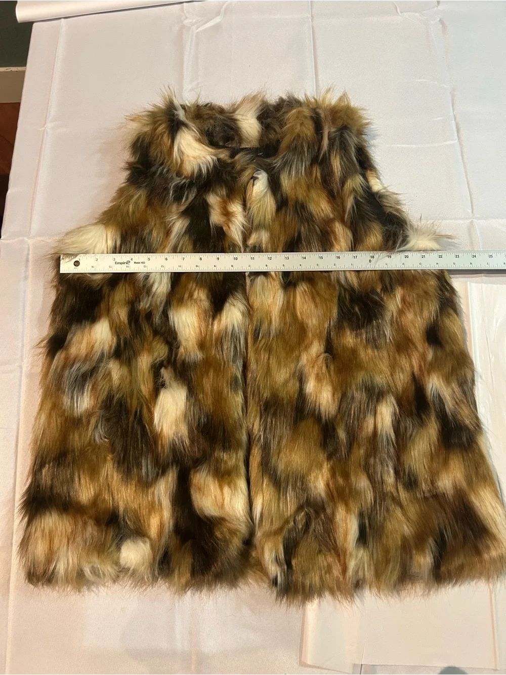 LE LUXE Faux Fur Vest $185